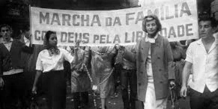 Impressões: Dobrado, a marcha brasileira