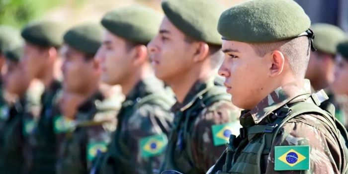 A importância da formação militar na vida dos jovens brasileiros